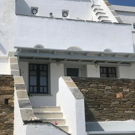 Planitis Lighthouse View * Pánormos