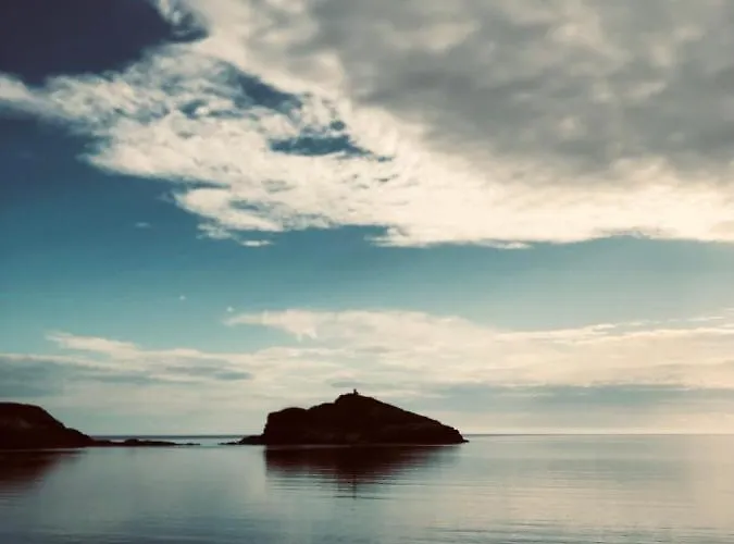 Planitis Lighthouse View *