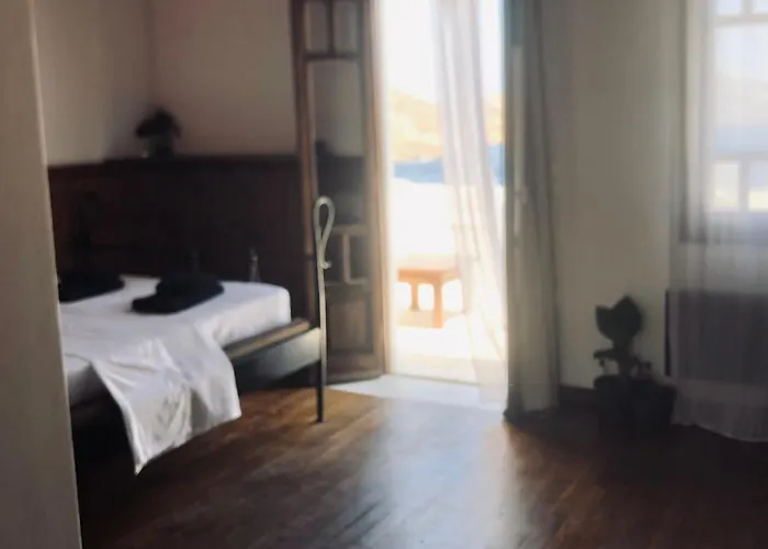 Planitis Lighthouse View *