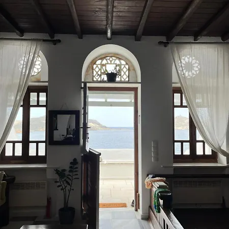 Planitis Lighthouse View