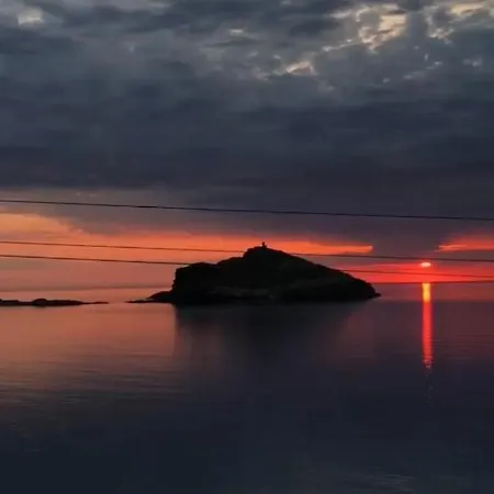 Planitis Lighthouse View * Pánormos